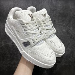 Men's classic sneakers