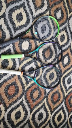 Wilson Blade V7 .yonex Vcore Pro