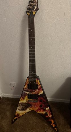 Dean- Dave Mustaine End Game model signature guitar