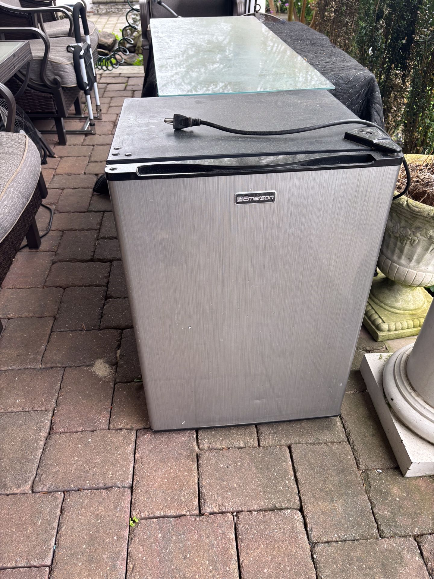 Emerson Mini / Dorm Fridge / Refrigerator Has A Small Freezer Space As Well .