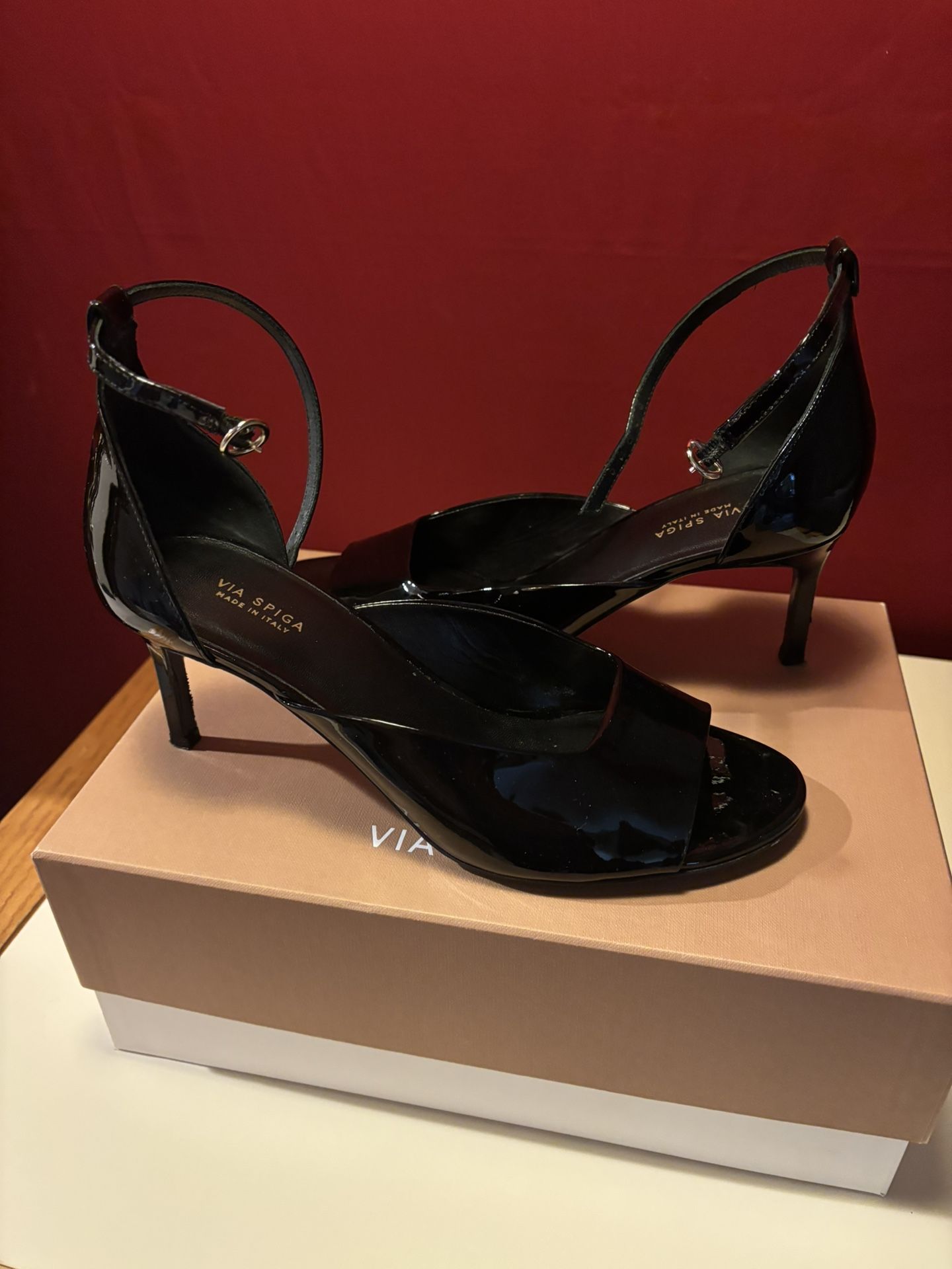 Via Spiga Black Patent Leather Ankle Strap Sandals Size 8