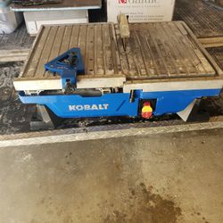 Kobalt Tabletop Tile Saw