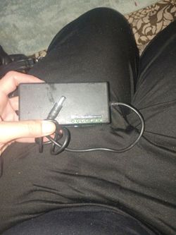 Universal Laptop Power Adapter with LED Indicators