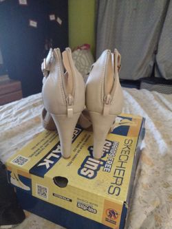 Women's Top Moda open toe heels  size 8