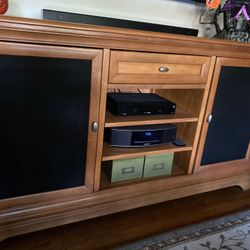 Thomsville entertainment center