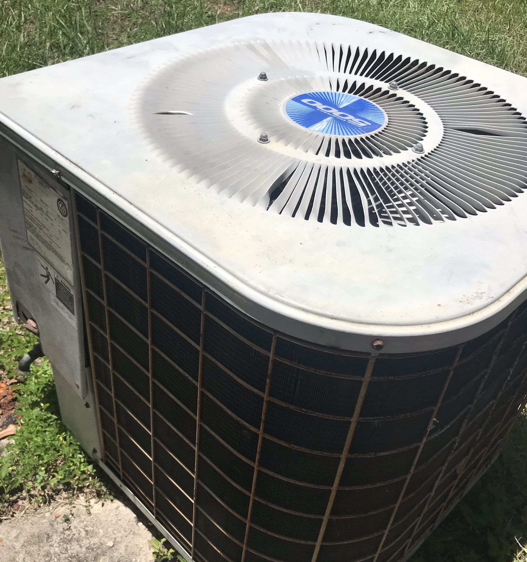 3.5 TON Tempstar Air Conditioning Unit Condenser Condensor AC System