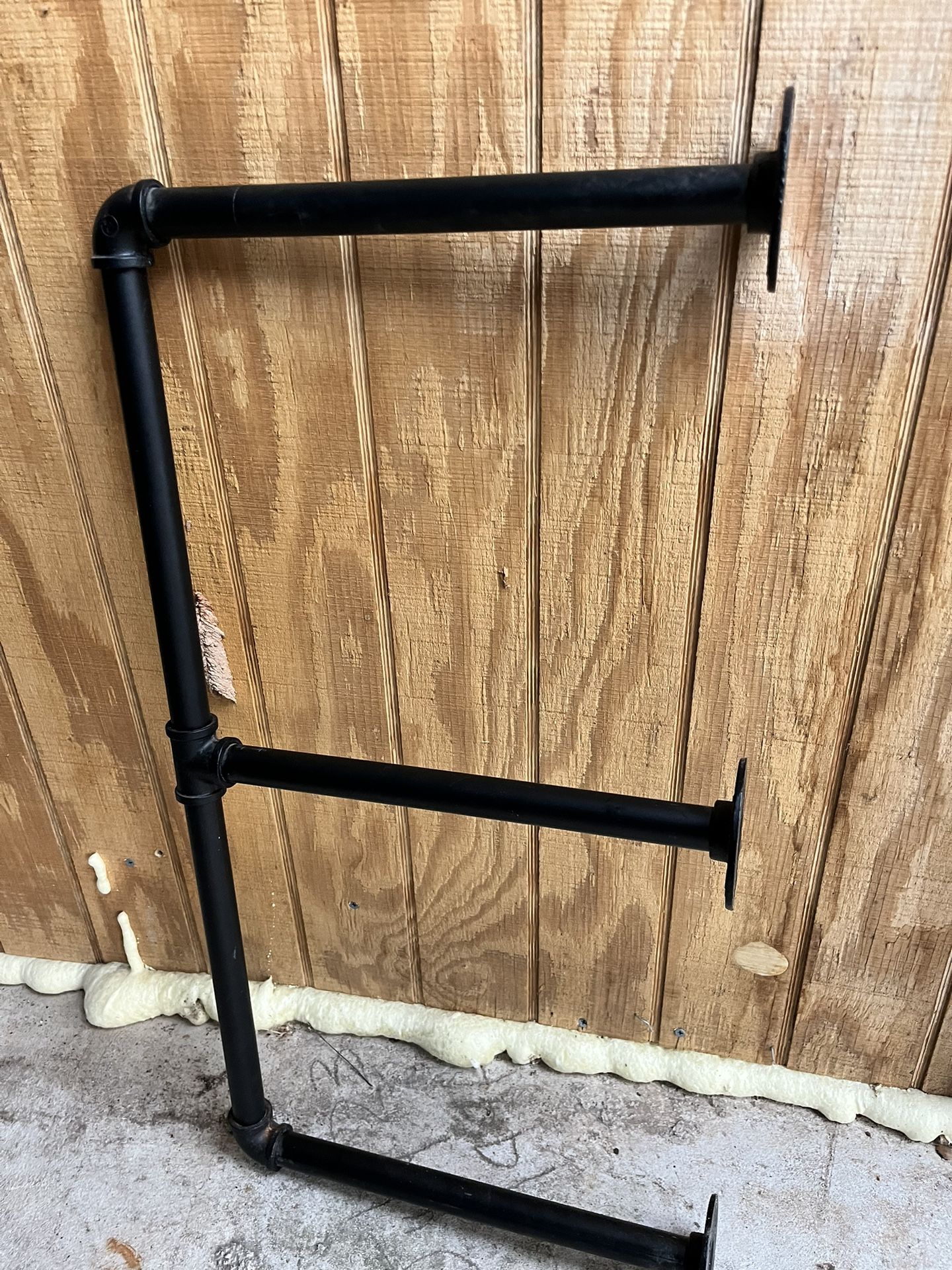 4 Pipe Shelf brackets