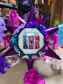 KPOP Demon slayers bola star pinata