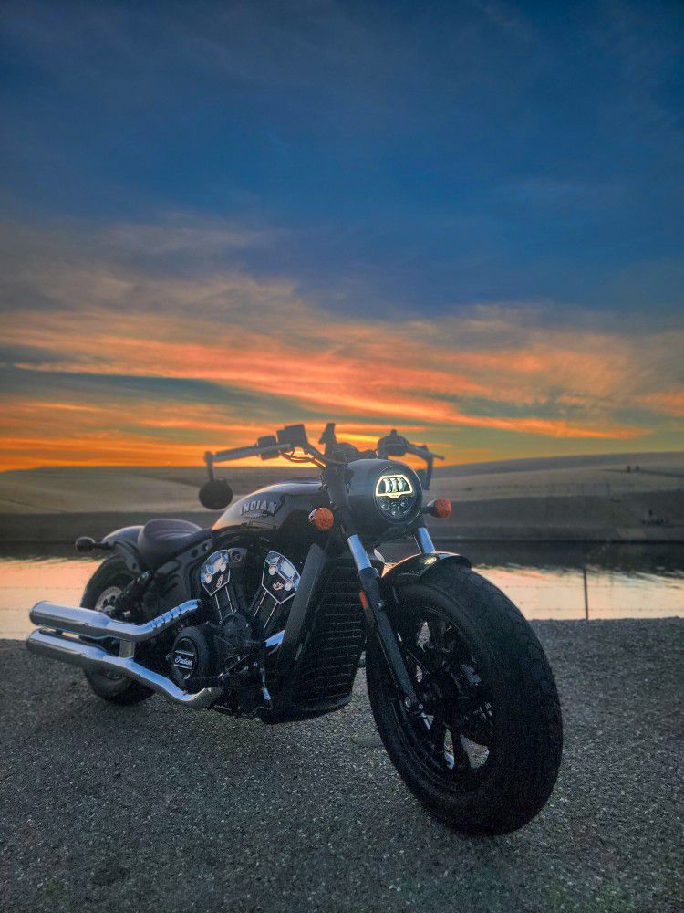 2022 Indian Scout bobber abs