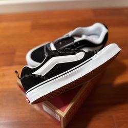 Vans Knu Skool Size 9 Men’s Brand New 