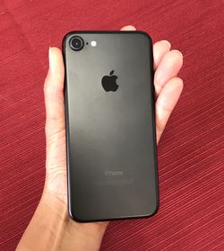 iPhone 7 32GB AT&T and Cricket only