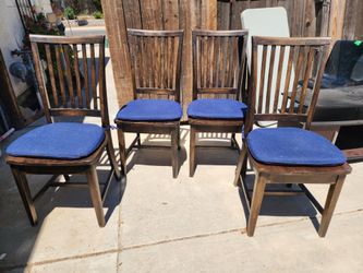 4 beautiful chairs for Sale in Manteca