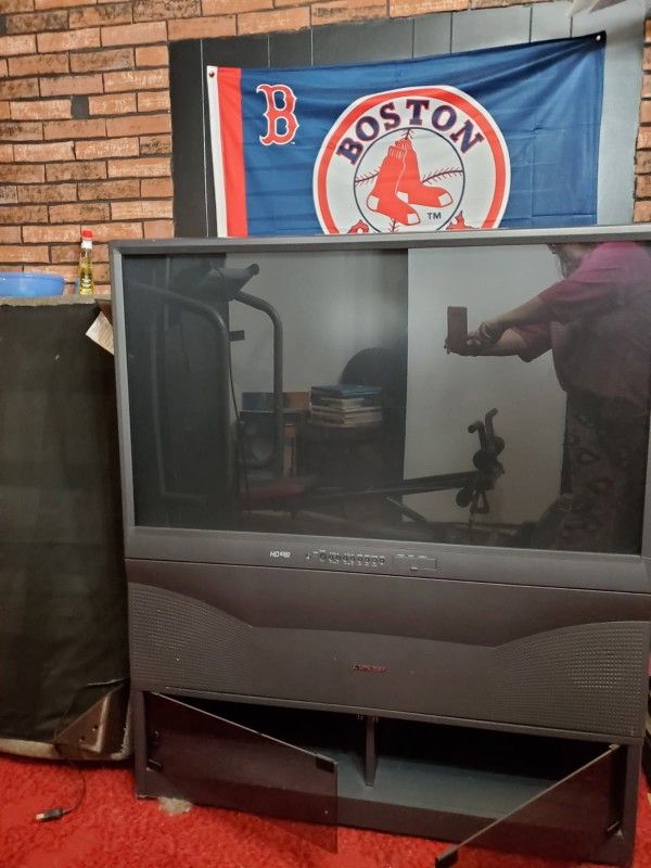 FREE 46" Projection TV