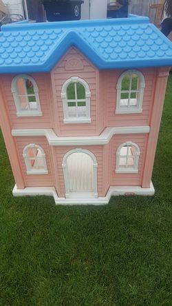 Barbie house