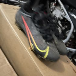 Nike vapor elite soccer cleats
