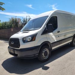 2017, Ford Transit 