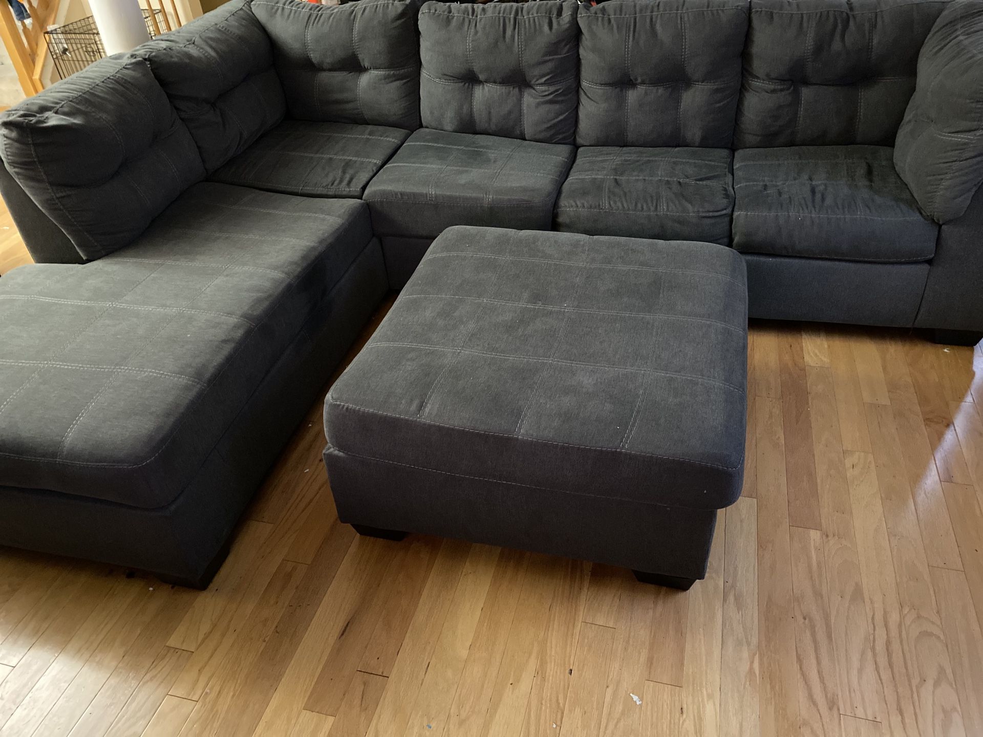 L Shaped Sectional with Pullout bed and Ottoman