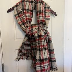 Women’s Shawl/ Ruana 🍂