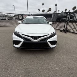 TOYOTA CAMRY FOR SALE! 