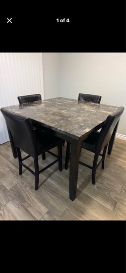 Kitchen table