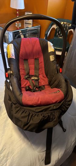 Baby car seat