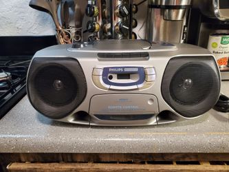 Vintage Phillips boombox