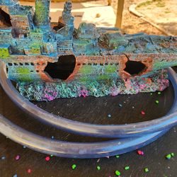 Huge Hexagon Fish tank and boat