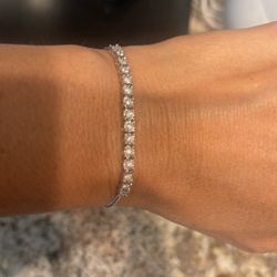 Flexible Diamond Bracelet Silver Plated White Gold 