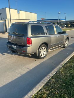 2013 Nissan Armada
