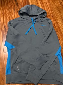 Nike Therma Fit hoodie size Medium