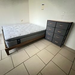 King Size Mattress w/ Wooden Bed Frame (Drawer Included)