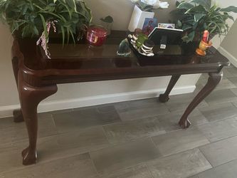 4 Living room brown tables