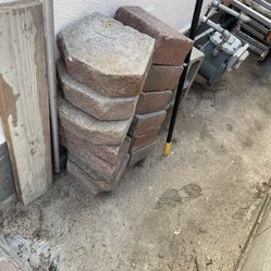 Excellent Condition Garden Powers