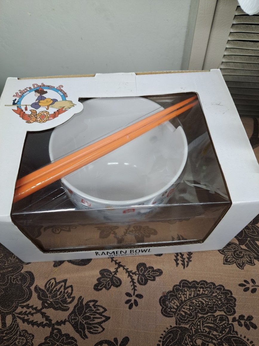 KIKI'S Ramen Bowl With Chopsticks New