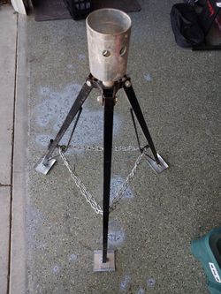 Fifth Wheel Tripod Stabilizer
