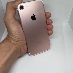 iPhone 7 128gb ROSE GOLD(UNLOCKED)