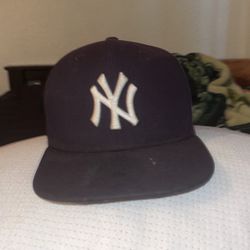 New York Yankees Hat 7 3/8 Size