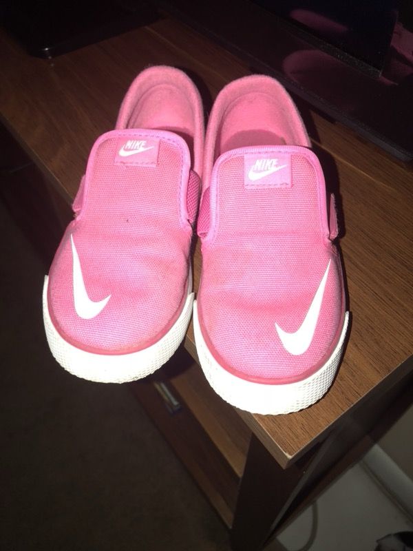 Sz 10c Nike’s brand new