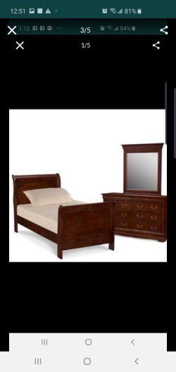 Bedroom set