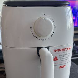 DASH Air Fryer - great Condition 