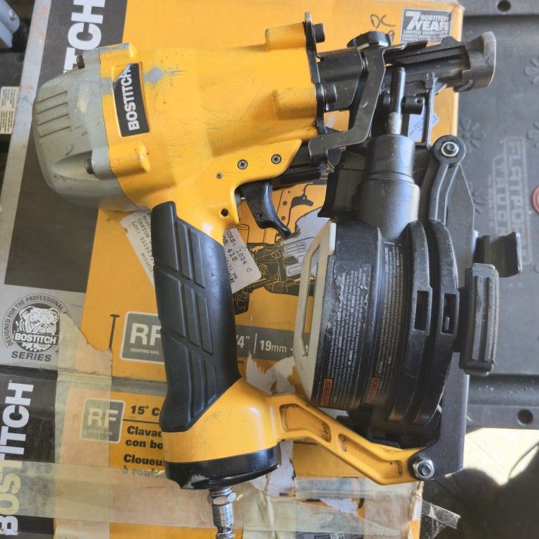 Bostitch 1-3/4-in 15-Degree Pneumatic Coil Roofing Nailer #4891