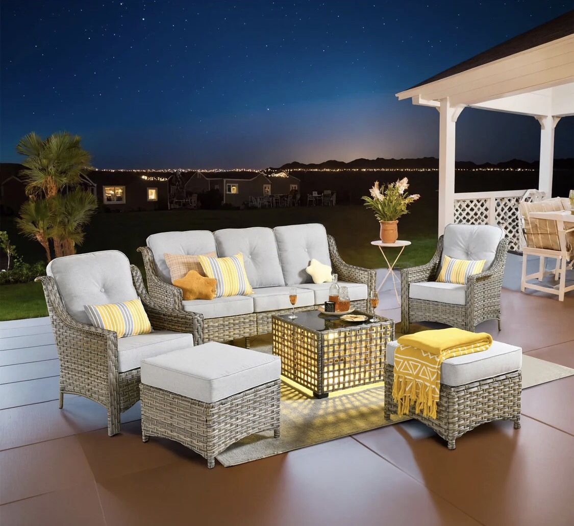 Patio Furniture Set Outdoor New In The Box