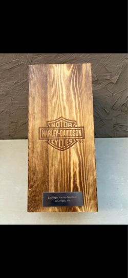 Harley-Davidson Las Vegas Collectible Glass Decanter with Wooden Display Box