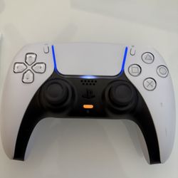 PS5 DualSense Wireless Controller - white