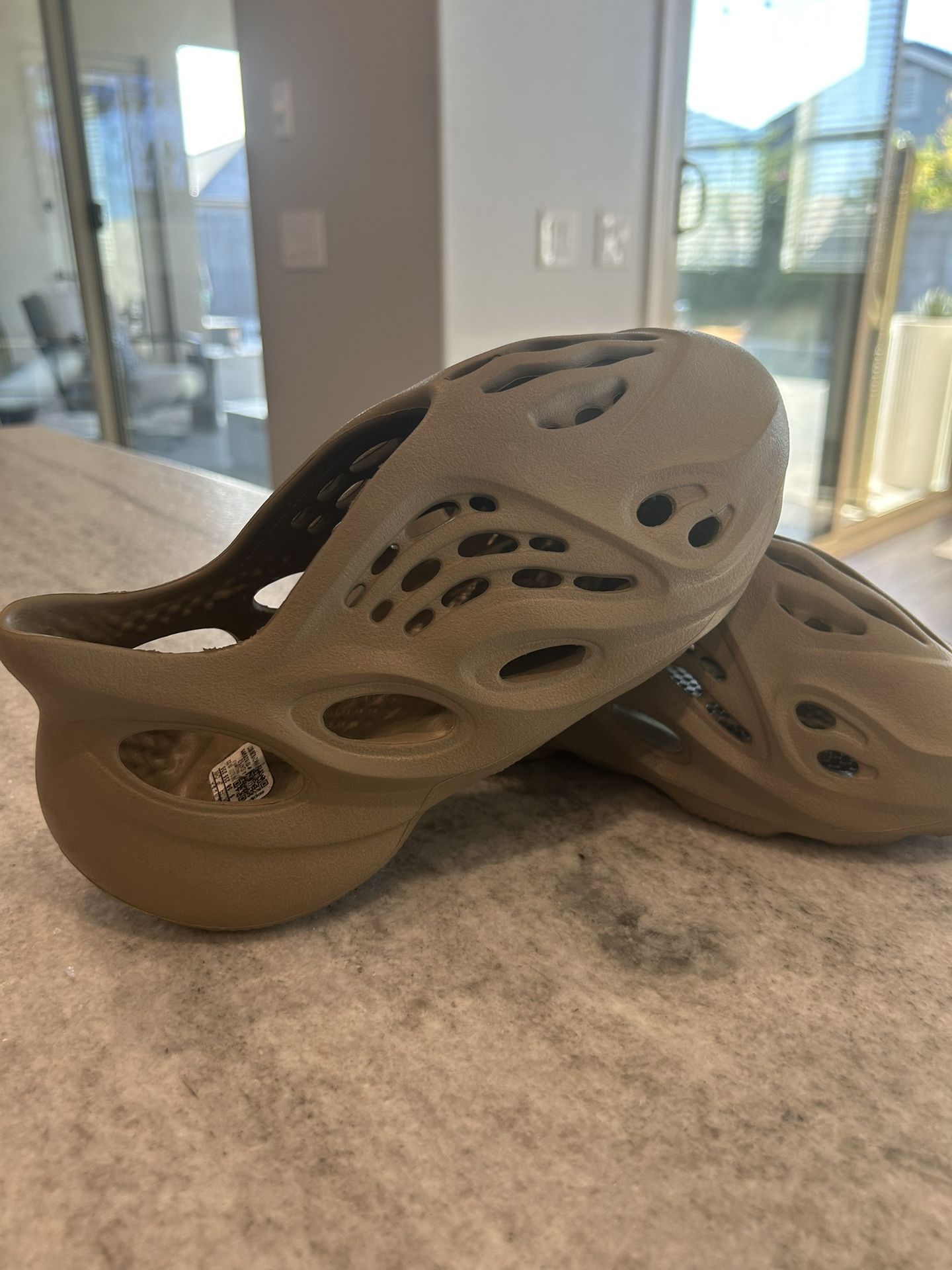 Yezzy Foam Runners
