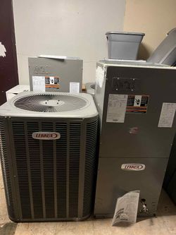 Lennox A/c Unit Used With New Evaporator Coil 1.5 Tons 