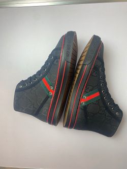 Men Shoe 9.5