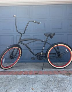 Beach Cruiser - MINT Head Turner