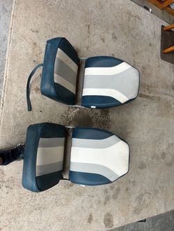 Boat seats