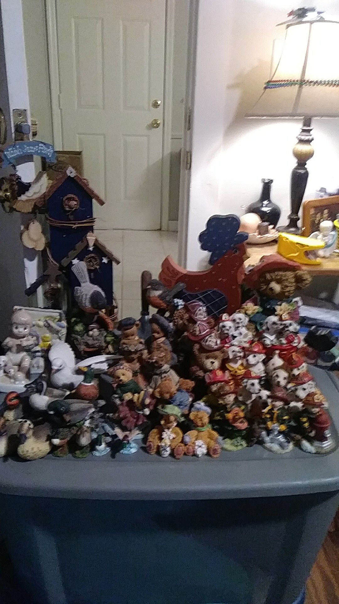 45+ Misc. Figures , Wood Wall Hanging Decor & Vintage Decor Plate all ate in good condition no cracks or chips